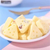 Trikotni sir stisnjenje in oblikovanje